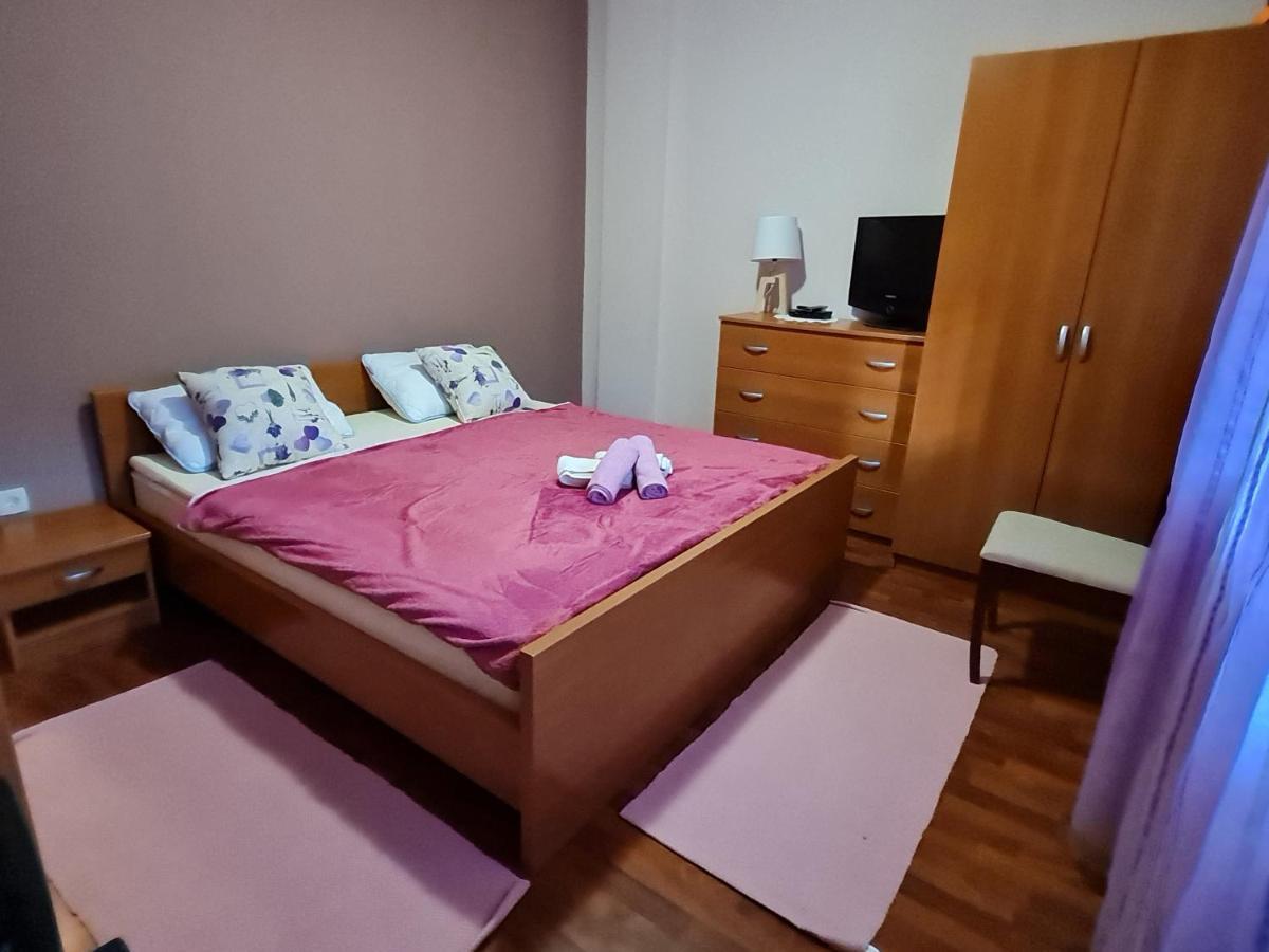 Apartments Nada Mundanije ภายนอก รูปภาพ