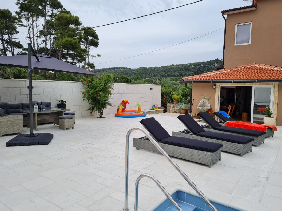 Apartments Nada Mundanije ห้อง รูปภาพ