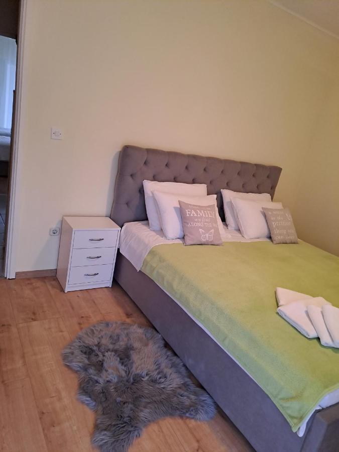 Apartments Nada Mundanije ภายนอก รูปภาพ